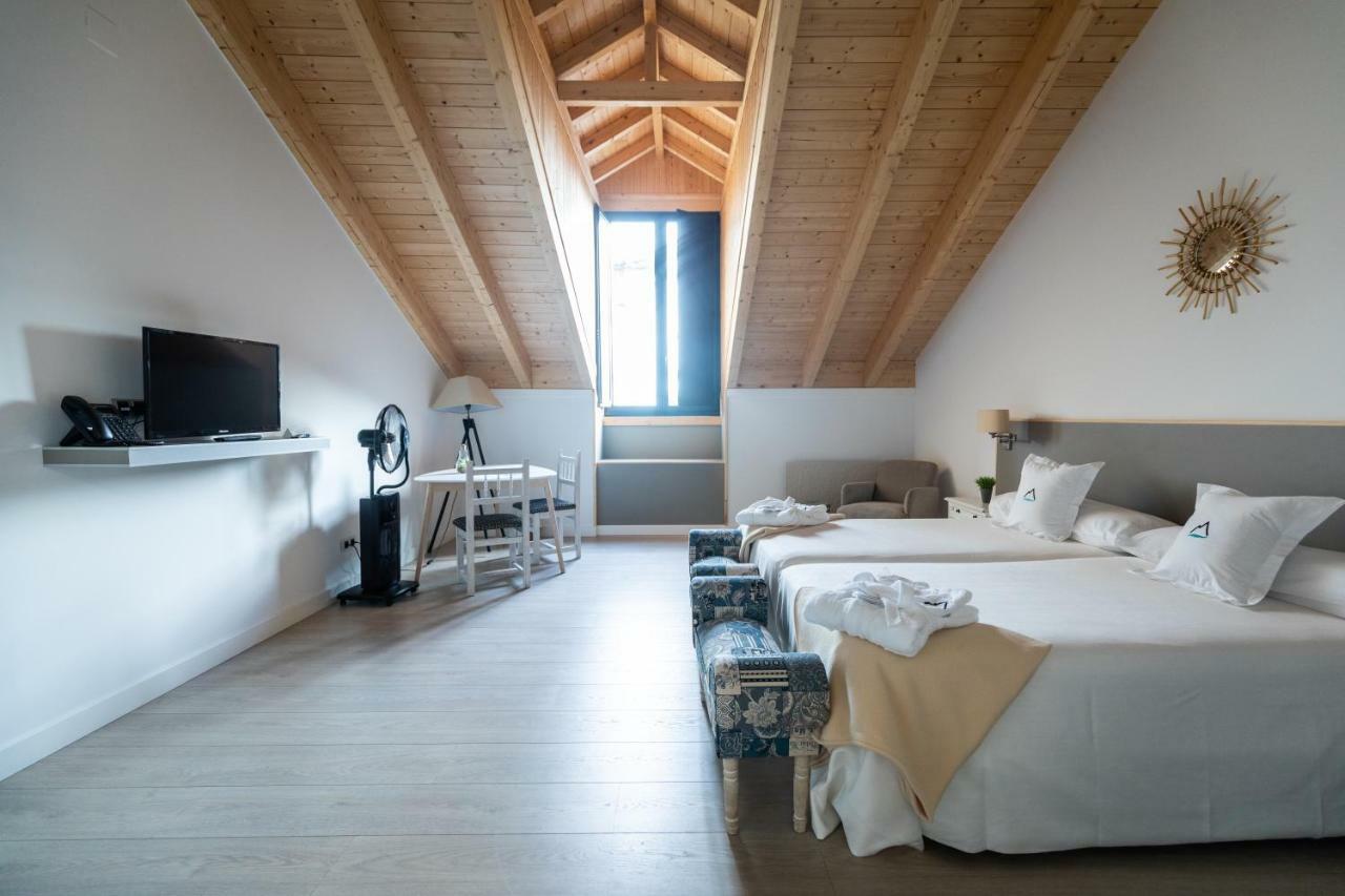 The Rock Suites & Spa Congosto ภายนอก รูปภาพ